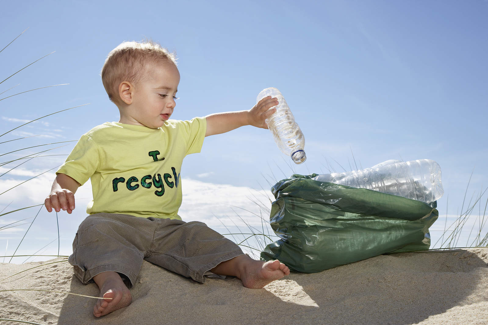 https://www.campliveoakfl.com/wp-content/uploads/2016/05/Child-Recycling.jpg